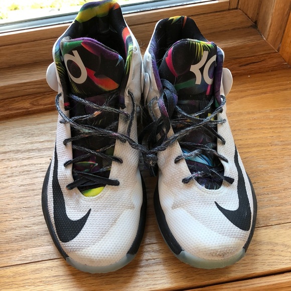 Girls Nike KD basketball shoes sneakers size 8.5 - Picture 2 of 3